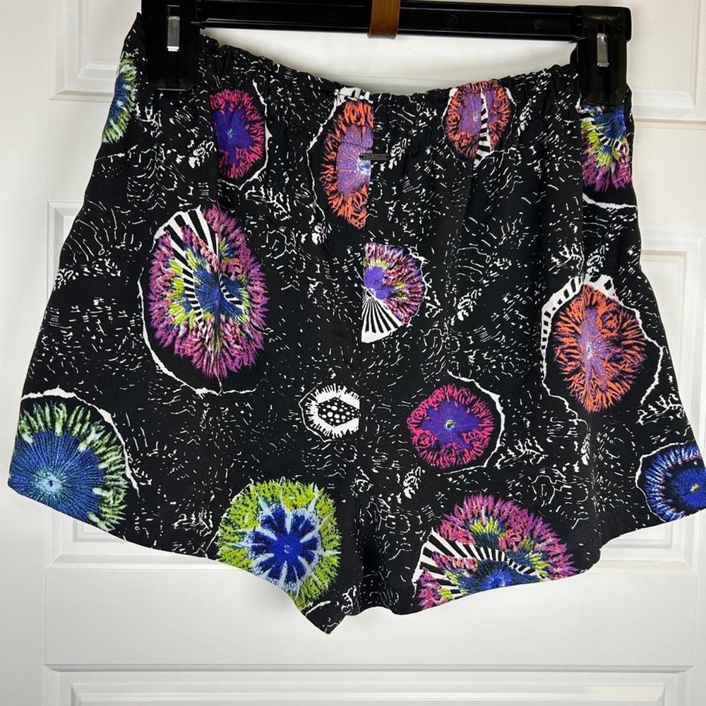 Volcom Shorts - Picture 3 of 3